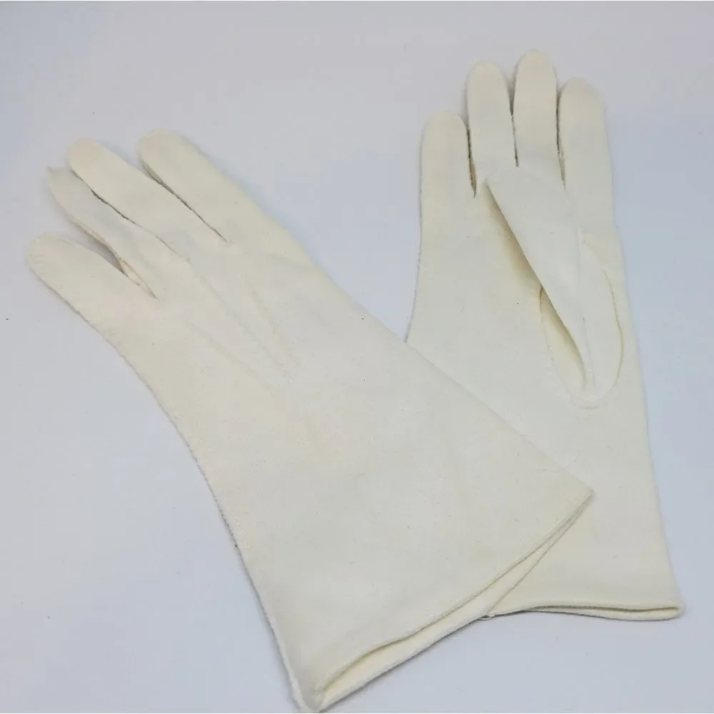 NWOT Vintage Lee Begman White Cotton Gloves
